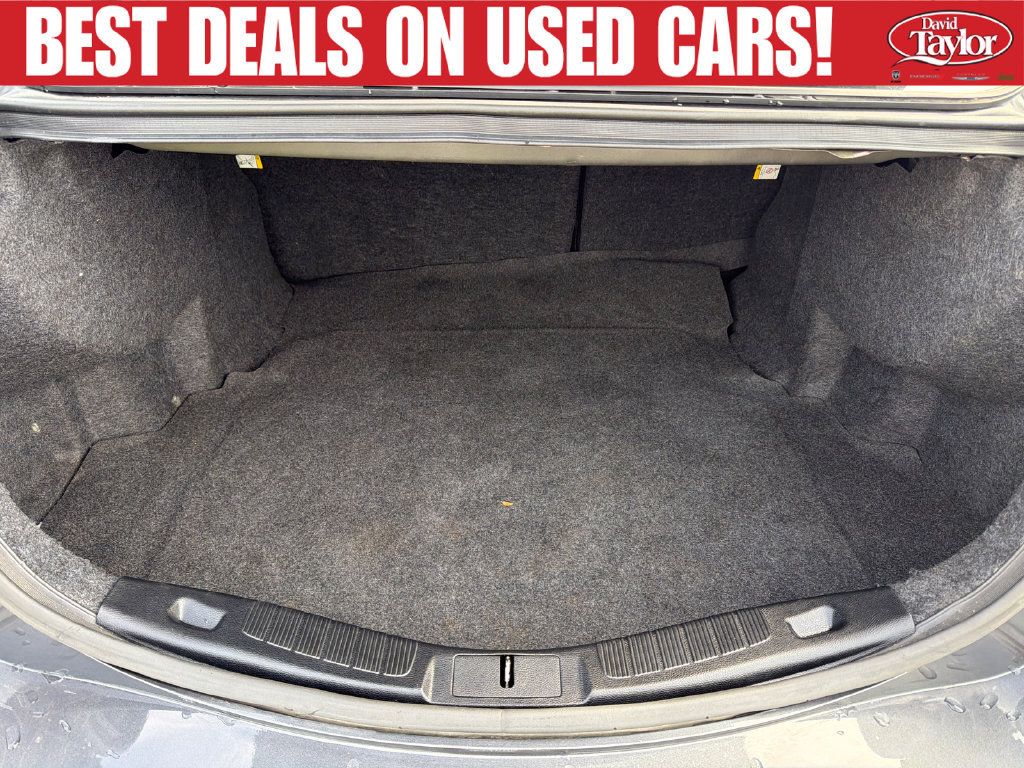 Used 2019 Ford Fusion SE FWD image 38