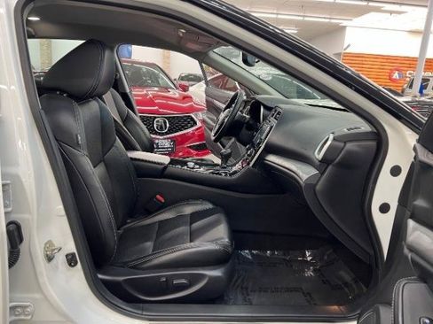 Used 2017 Nissan Maxima 3.5 SV FWD image 9
