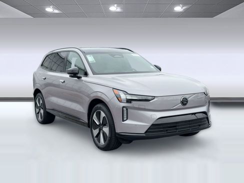 New 2026 Volvo EX90 Plus image 7