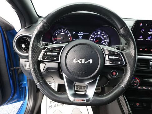 Used 2023 Kia Forte GT-Line w/ GT-Line Premium Package image 11