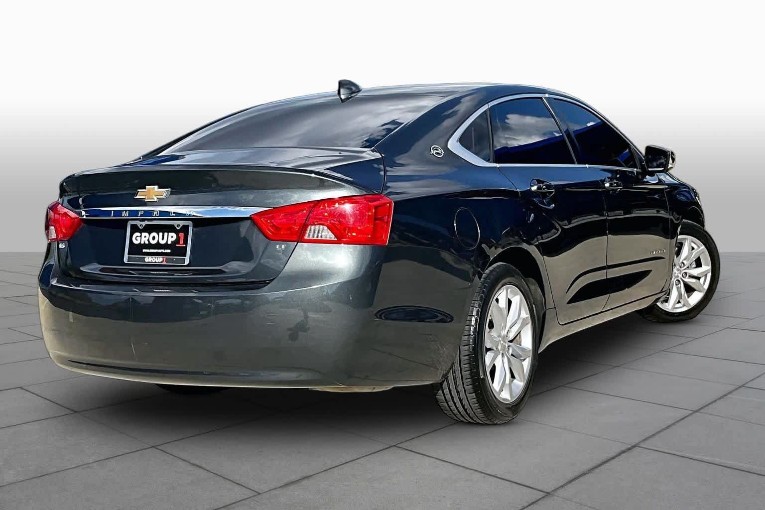 Used 2019 Chevrolet Impala LT FWD image 11