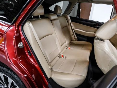 Used 2017 Subaru Outback 2.5i Limited image 33