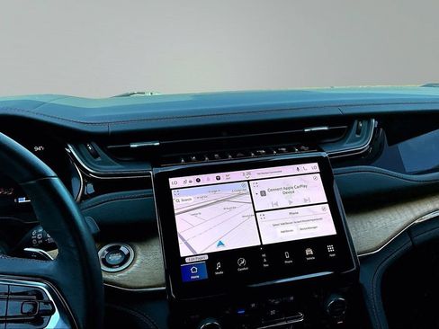 Certified 2023 Jeep Grand Cherokee L Summit AWD/4WD image 10