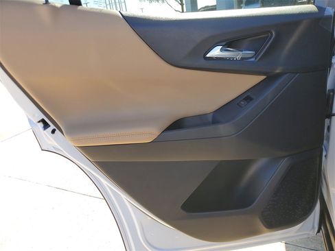 New 2026 Chevrolet Equinox ACTIV w/ Convenience Package III image 14