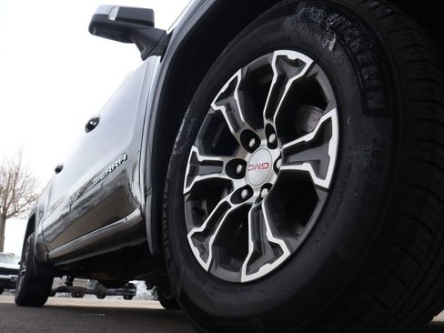 Used 2025 GMC Sierra 1500 SLT image 10