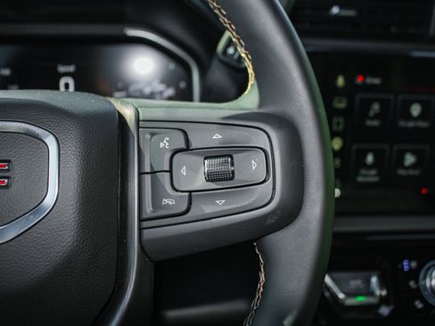 Used 2026 GMC Sierra 2500 AT4 AWD/4WD image 19