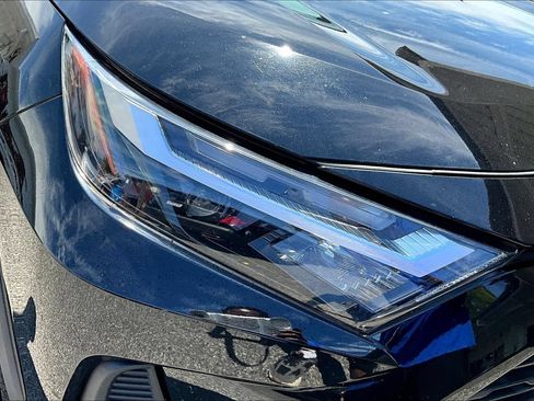 Used 2023 Toyota RAV4 LE AWD/4WD image 29