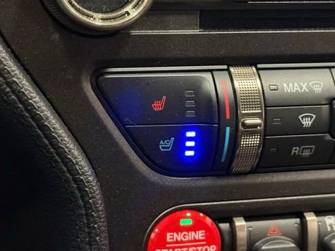 Certified 2018 Ford Mustang Shelby GT350 w/ Convenience Package RWD image 34