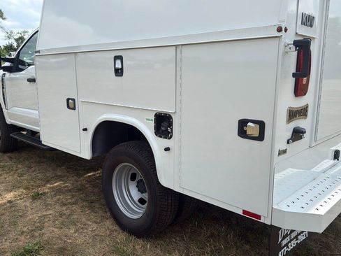 New 2025 Ford F350 XL w/ XL Chrome Package AWD/4WD image 22