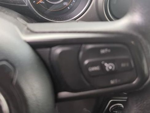 Used 2021 Jeep Wrangler Unlimited Sport image 10