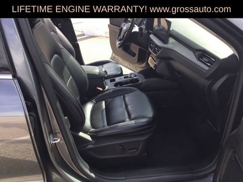 Used 2024 Ford Escape Platinum AWD/4WD image 27