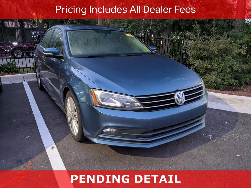 Used 2015 Volkswagen Jetta SE FWD image 1