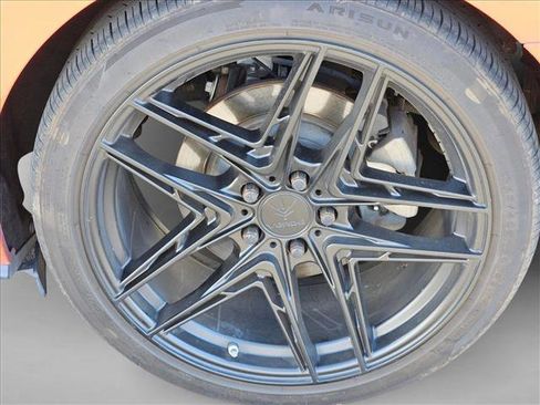 Used 2016 Ford Mustang Coupe image 10