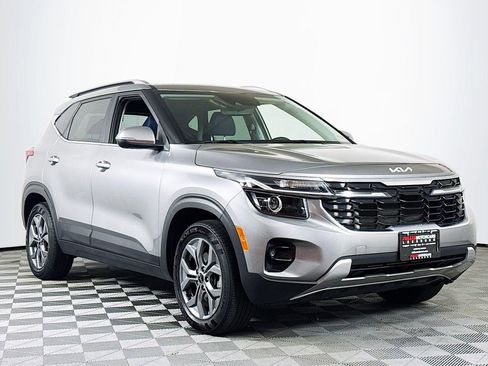 Used 2024 Kia Seltos S AWD/4WD image 1