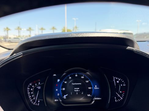 Used 2020 Hyundai Santa Fe SEL w/ Convenience Package FWD image 10