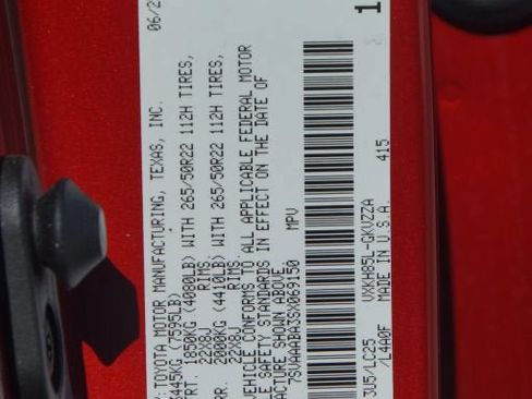 Used 2025 Toyota Sequoia Capstone AWD/4WD image 28