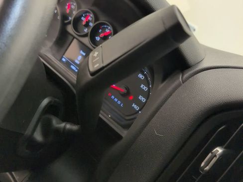 Used 2025 Chevrolet Silverado 1500 W/T w/ WT Value Package RWD image 29