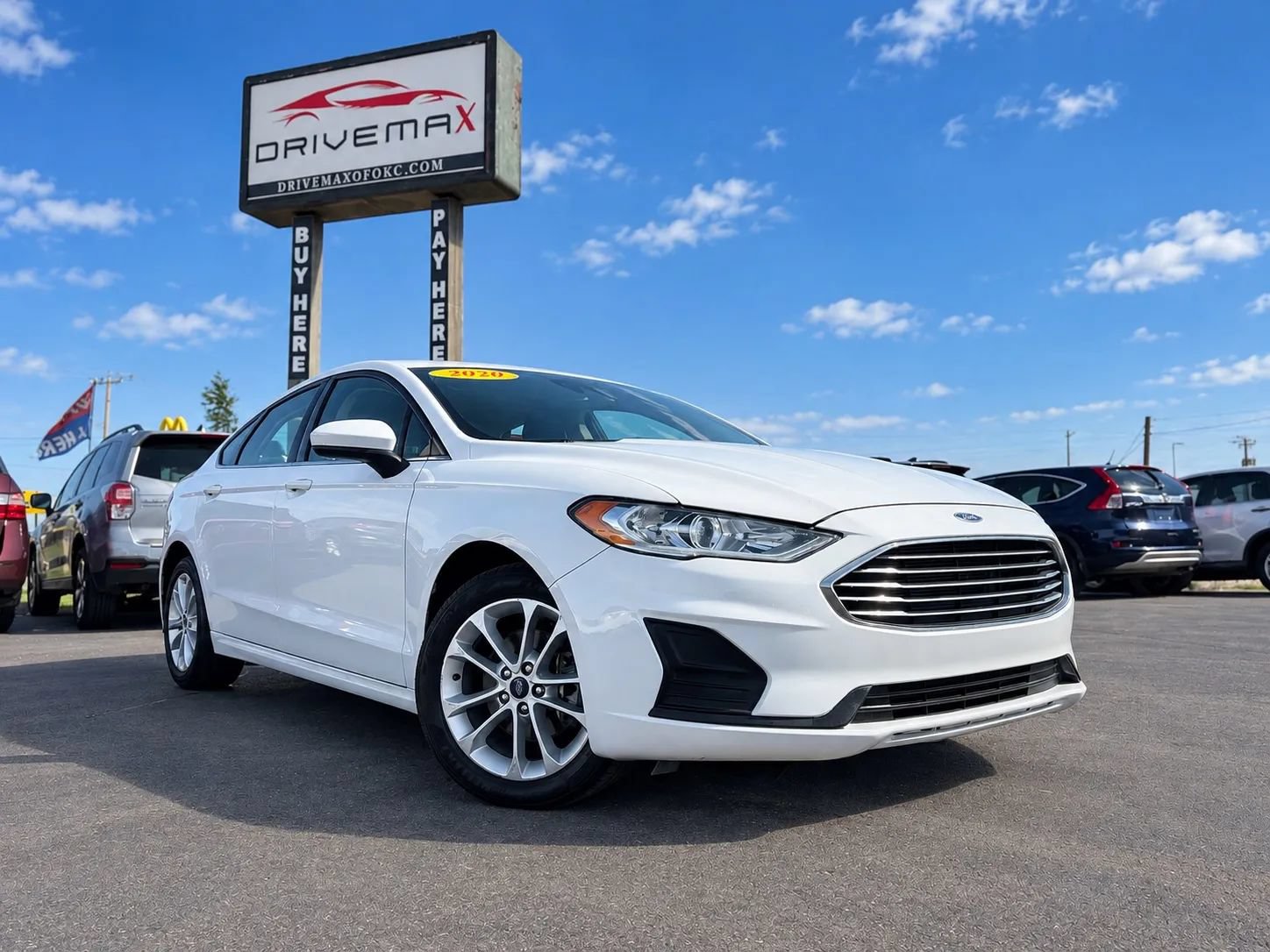 Used 2020 Ford Fusion SE FWD image 1