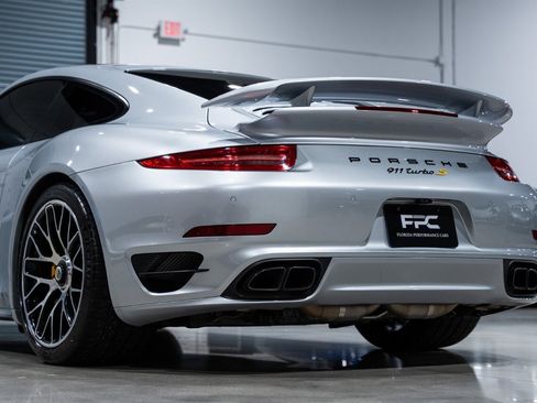 Used 2014 Porsche 911 Turbo S w/ Light Design Package AWD/4WD image 14