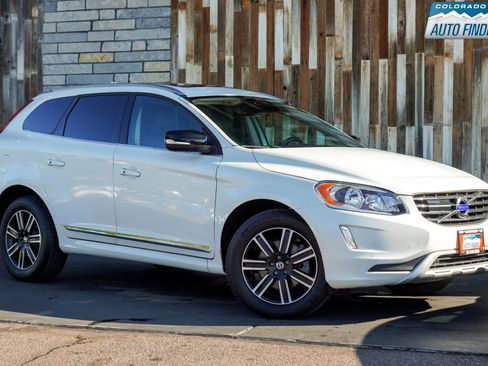 Used 2017 Volvo XC60 T5 Dynamic w/ Advanced Package image 9