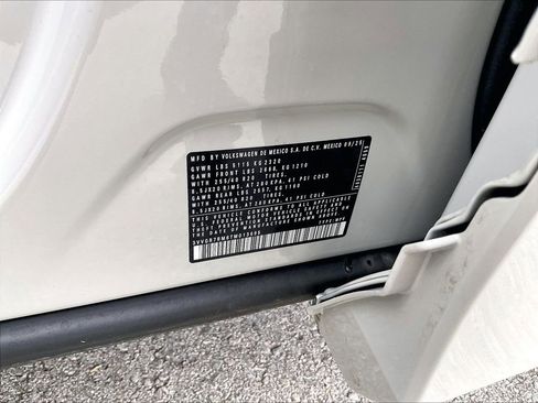 New 2026 Volkswagen Tiguan SE R-Line image 16