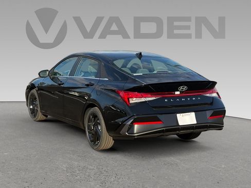New 2026 Hyundai Elantra SEL Sport Premium image 21