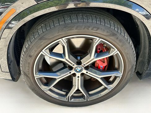 Used 2022 BMW X5 xDrive45e w/ M Sport Package image 34