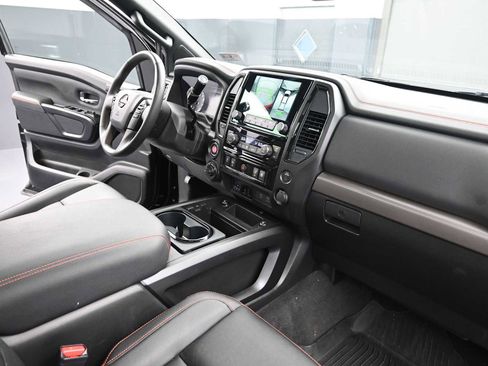 Used 2024 Nissan Titan PRO-4X w/ Pro-4x Convenience Package image 23