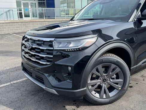New 2026 Ford Explorer Active w/ Active Comfort Package image 19
