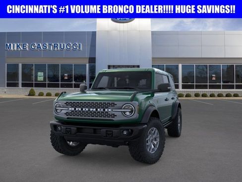 New 2025 Ford Bronco Badlands AWD/4WD image 2