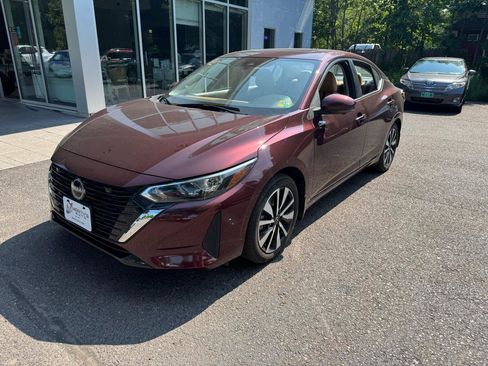 Used 2025 Nissan Sentra SV w/ SV Premium Package FWD image 1