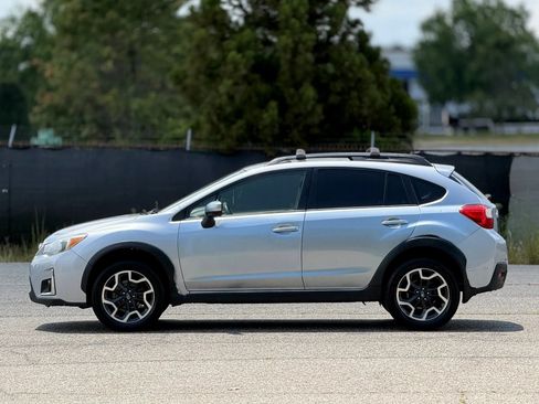Used 2016 Subaru Crosstrek 2.0i Premium AWD/4WD image 8