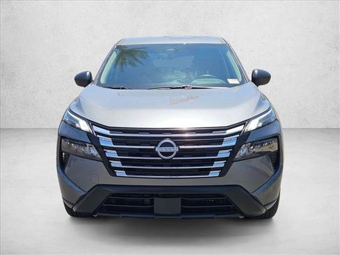 Certified 2026 Nissan Rogue S FWD image 2