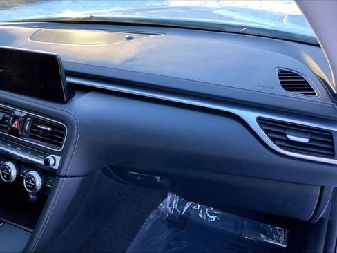 Used 2023 Genesis G70 2.0T image 24