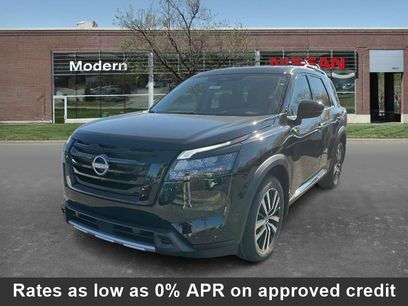 New 2025 Nissan Pathfinder Platinum