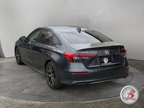 Used 2023 Honda Civic Sport image 5
