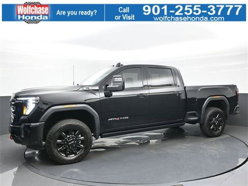 Used 2024 GMC Sierra 2500 AT4 w/ AT4 Premium Plus Package image 2