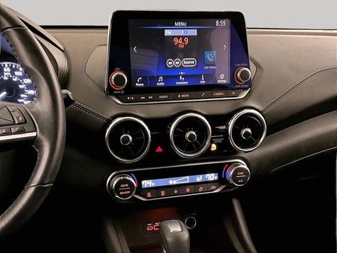 Used 2021 Nissan Sentra SV FWD image 6