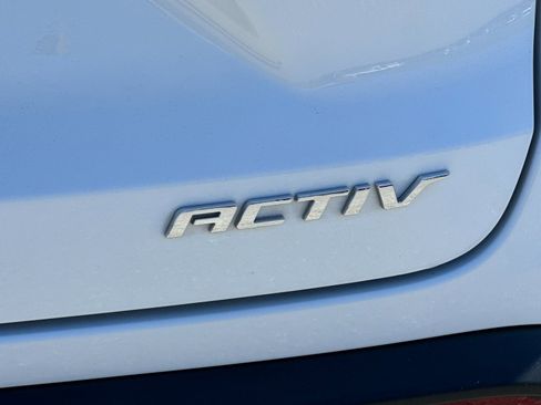 Used 2024 Chevrolet Trax ACTIV w/ Driver Confidence Package image 26