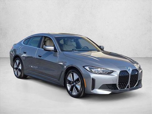 Used 2024 BMW i4 eDrive40 w/ Premium Package RWD image 3