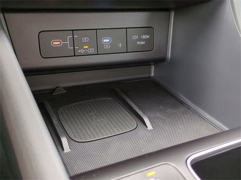 New 2025 Hyundai Sonata Limited image 23