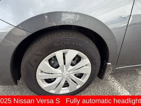 Used 2025 Nissan Versa S w/ Trunk Package FWD image 9
