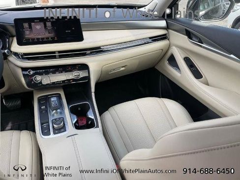 Certified 2025 INFINITI QX60 Luxe w/ Vision Package AWD/4WD image 11