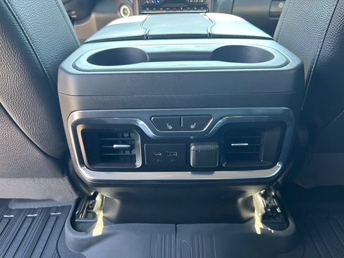 Used 2023 GMC Sierra 3500 Denali w/ Denali Ultimate Package AWD/4WD image 23