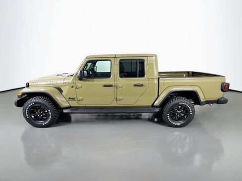 New 2025 Jeep Gladiator Sport image 4
