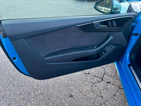 Used 2022 Audi S5 Premium w/ Convenience Package image 9