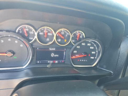 Used 2021 Chevrolet Silverado 2500 Custom w/ Custom Value Package AWD/4WD image 7