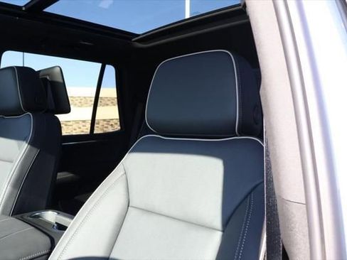 New 2026 Chevrolet Tahoe Premier image 16