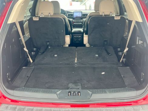 Used 2020 Ford Explorer XLT w/ Equipment Group 202A image 34