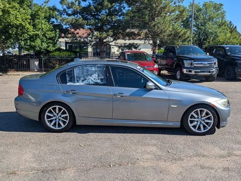 Used 2009 BMW 328i Sedan RWD image 4